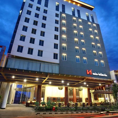 Swiss-Belinn Ska Pakanbaru Exteriör bild
