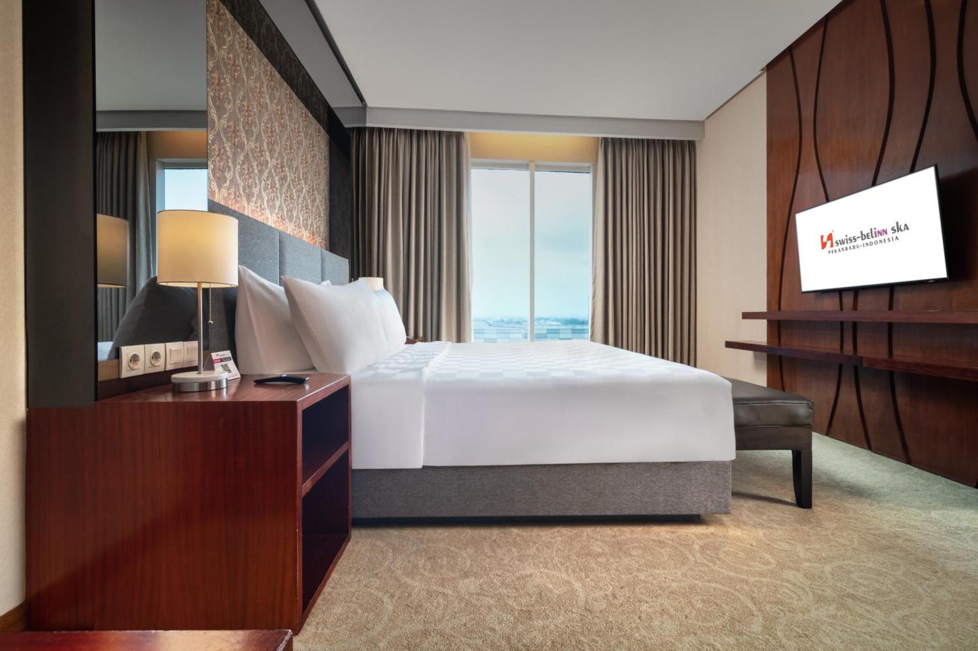 Swiss-Belinn Ska Pakanbaru Exteriör bild